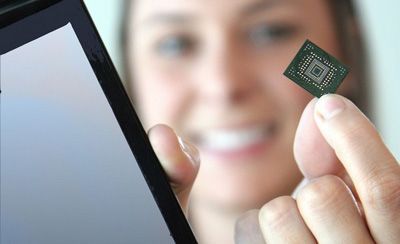 Кроха от Sandisk в 64Gb